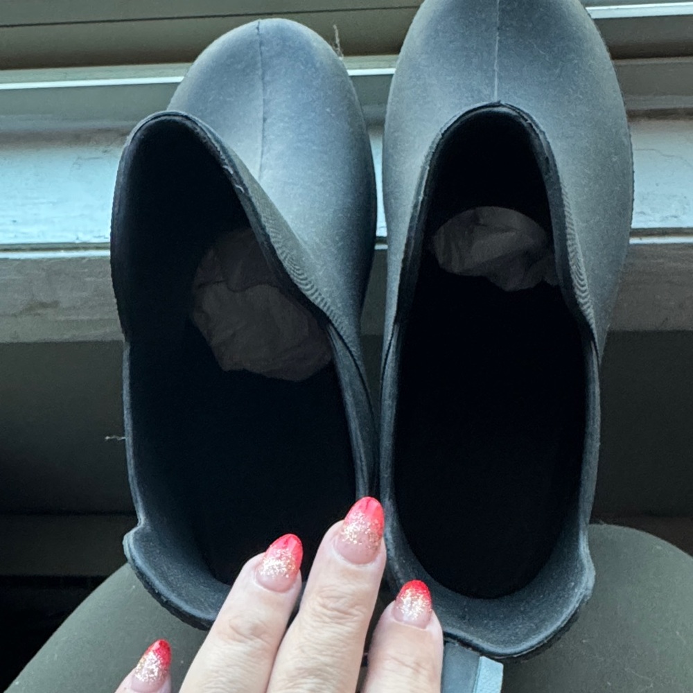 Totes Black Lightweight Boots - Picture 5 of 6